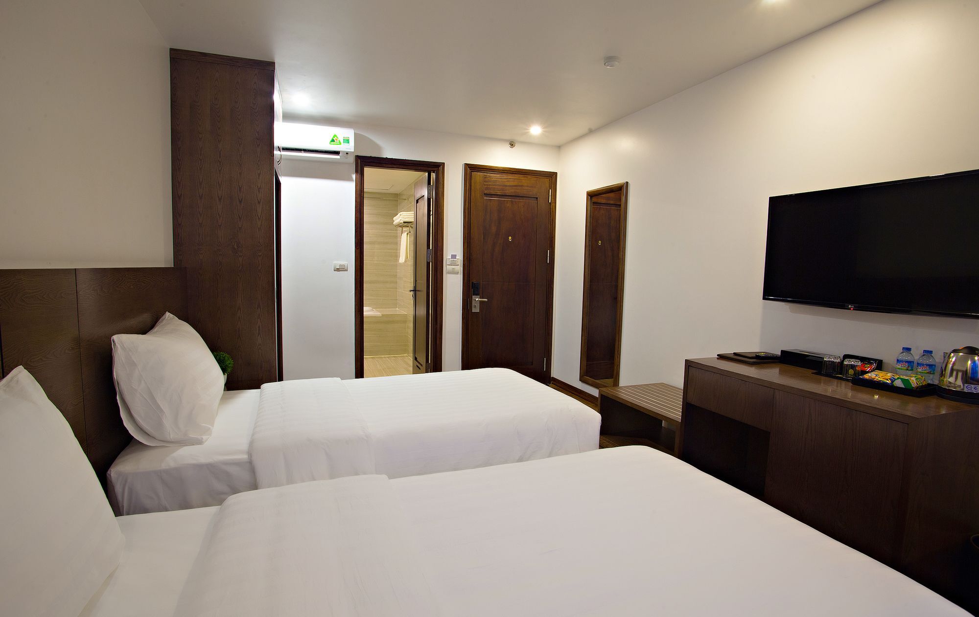 Inearth Hotel Hanoi Exteriör bild